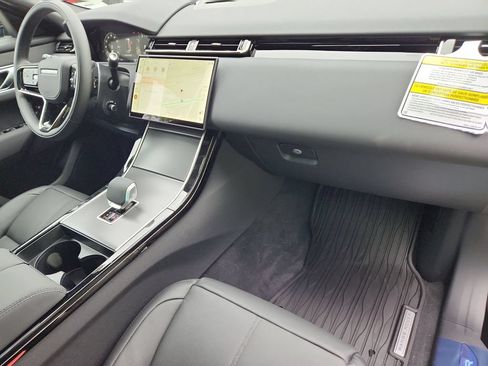 New 2026 Land Rover Range Rover Velar S AWD/4WD image 27