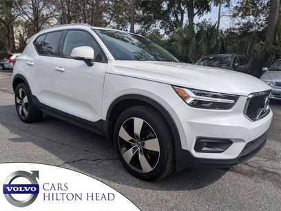 Used 2021 Volvo XC40 T5 Momentum w/ Protection Package Premier