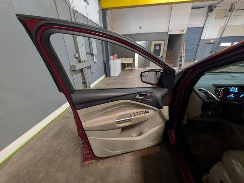 Used 2013 Ford Escape SEL AWD/4WD image 22