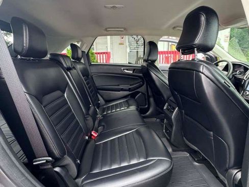 Used 2024 Ford Edge SEL w/ Cargo Accessory Package AWD/4WD image 28