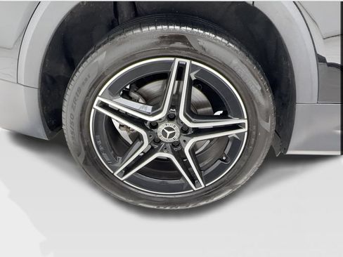 Used 2023 Mercedes-Benz GLB 250 image 14
