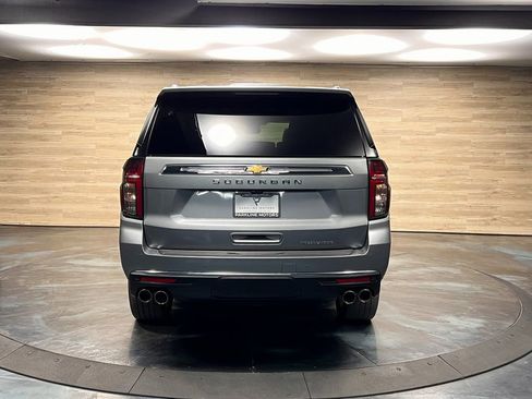 Used 2023 Chevrolet Suburban Premier image 26