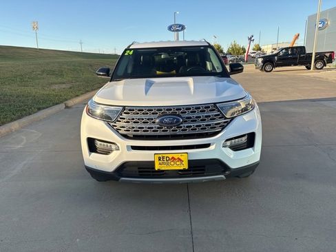 Used 2024 Ford Explorer Limited image 10
