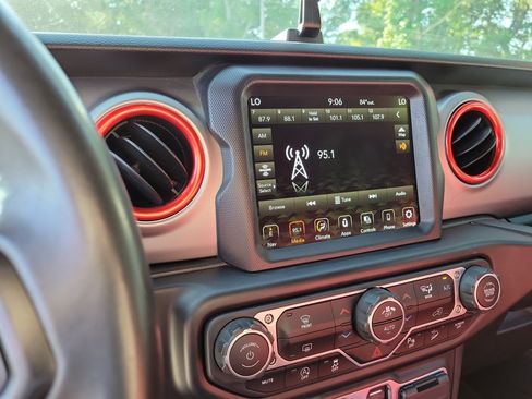 Certified 2021 Jeep Wrangler Unlimited Sport AWD/4WD image 17