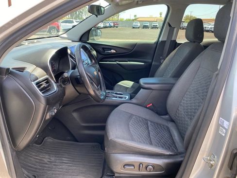 Used 2018 Chevrolet Equinox LT w/ Sun & Infotainment Package FWD image 26