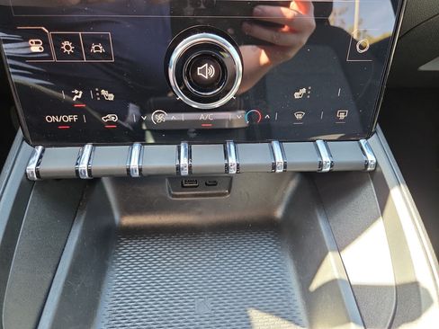 Used 2026 GMC Terrain Elevation FWD image 21
