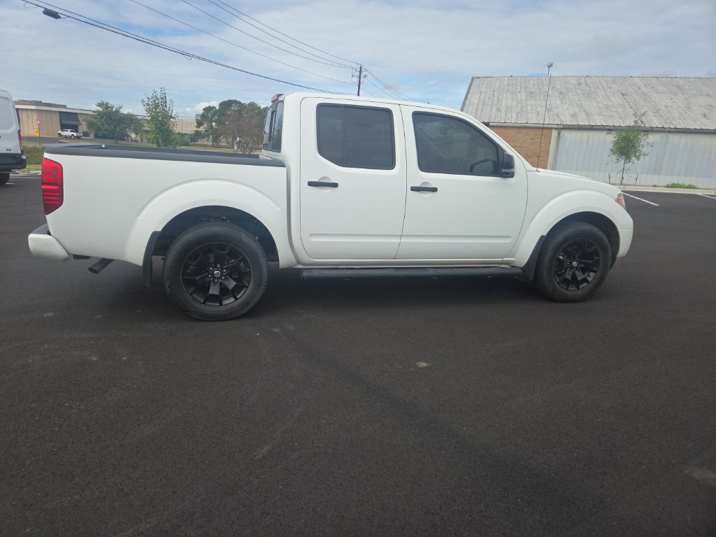 Used 2021 Nissan Frontier SV w/ Midnight Edition Floor Mats AWD/4WD image 21