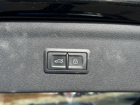 Used 2015 Audi Q3 2.0T Prestige image 14