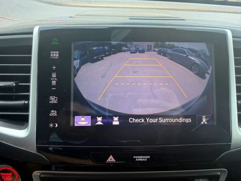 Used 2016 Honda Pilot Elite image 42