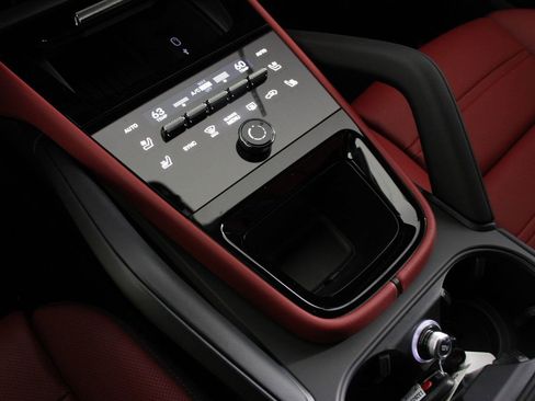 New 2026 Porsche Cayenne Coupe image 14