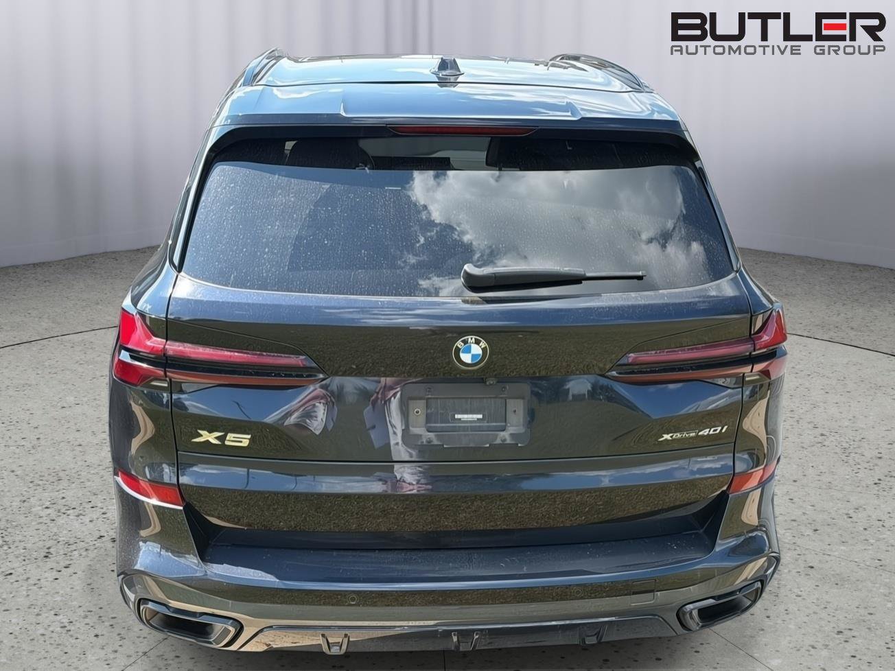 Used 2024 BMW X5 xDrive40i w/ M Sport Package AWD/4WD image 9