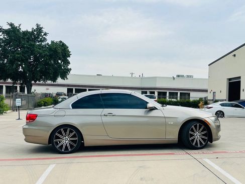 Used 2007 BMW 328i Convertible RWD image 15