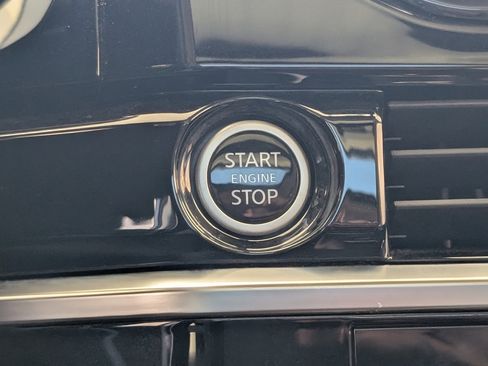 Used 2022 Nissan Pathfinder SL w/ SL Premium Package image 36