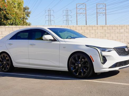 Used 2021 Cadillac CT4 Premium Luxury RWD image 6