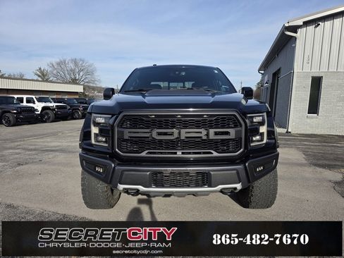 Used 2018 Ford F150 Raptor w/ Equipment Group 802A Luxury image 2