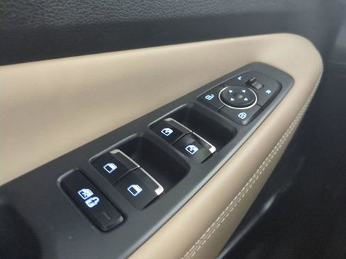 Used 2022 Hyundai Santa Fe SEL w/ Convenience + Premium Package image 32