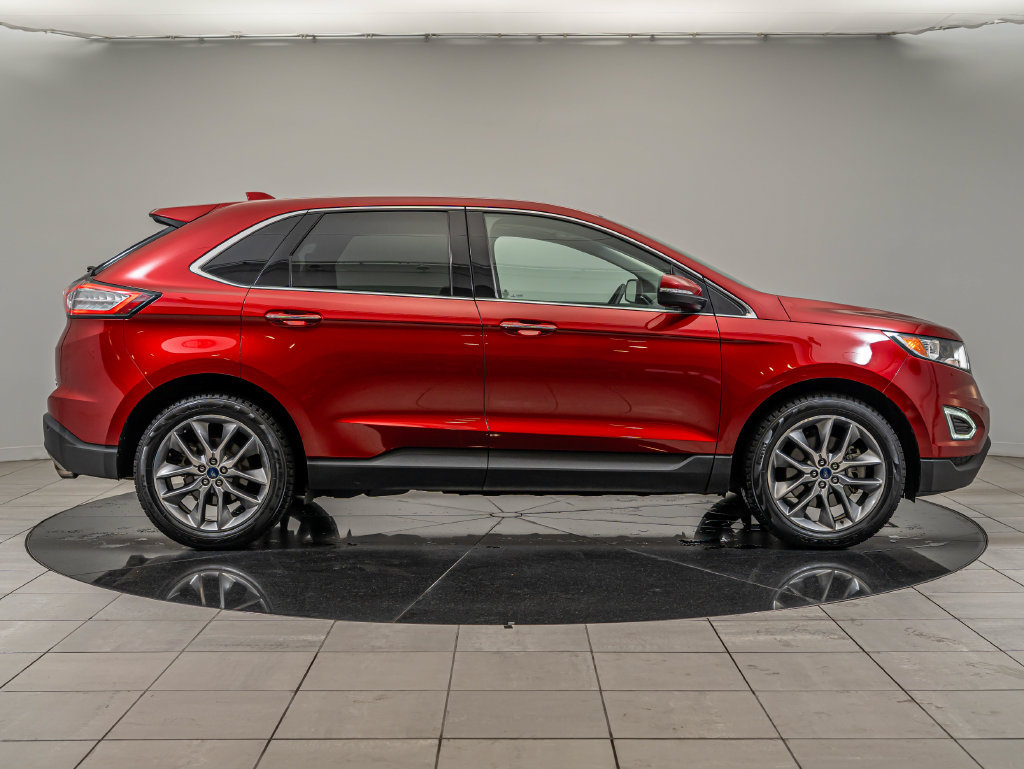Used 2016 Ford Edge Titanium w/ Equipment Group 301A AWD/4WD image 4