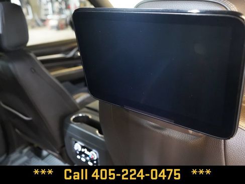 Used 2021 GMC Yukon Denali w/ Denali Ultimate Package AWD/4WD image 27