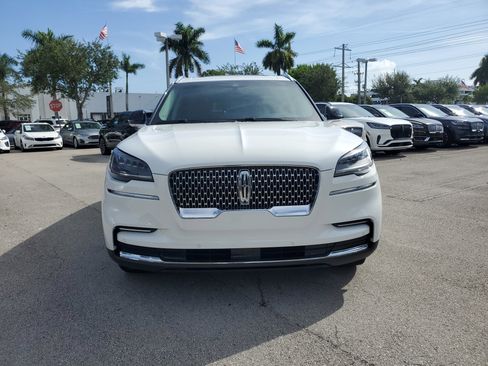 Certified 2023 Lincoln Aviator Reserve image 2