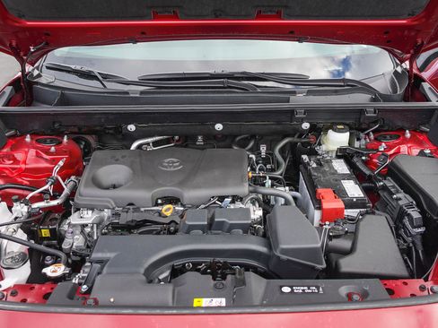 New 2025 Toyota RAV4 LE image 14