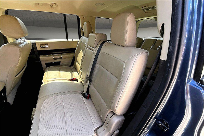 Used 2019 Ford Flex Limited w/ Equipment Group 301A FWD image 22