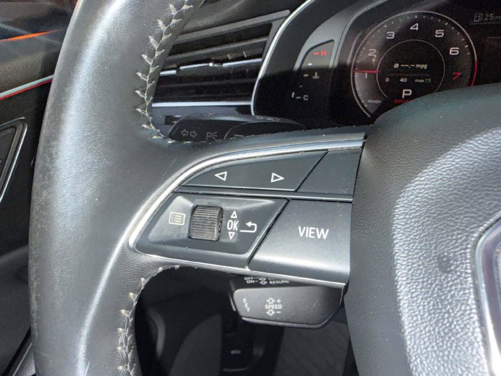 Used 2019 Audi Q8 Premium w/ Convenience Package AWD/4WD image 31