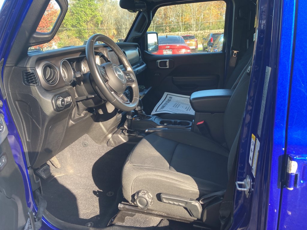 Used 2018 Jeep Wrangler Unlimited Sport S AWD/4WD image 12