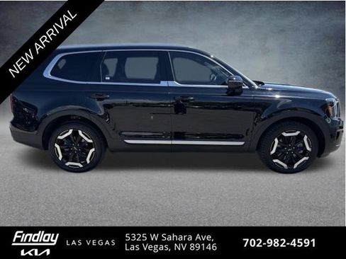 Certified 2023 Kia Telluride EX w/ EX Captain's Chair Package FWD image 4
