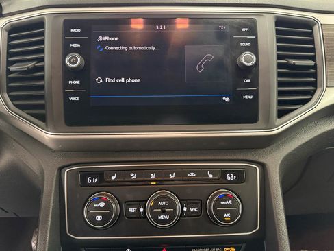 Used 2018 Volkswagen Atlas SE image 18