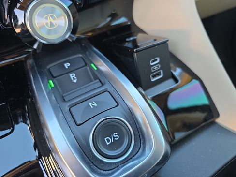 Used 2022 Acura MDX SH-AWD w/ Technology Package image 24