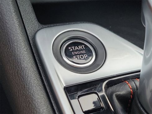 Used 2025 Nissan Sentra SR image 8