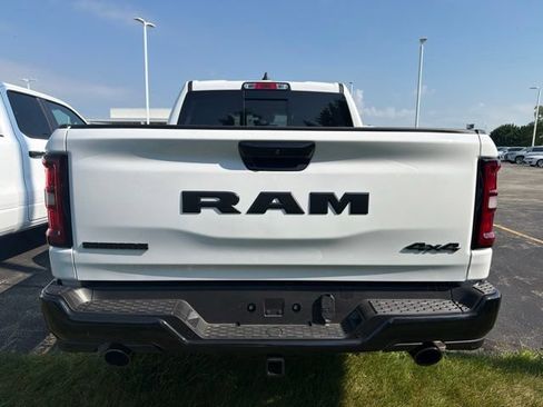 New 2026 RAM 1500 Big Horn AWD/4WD image 7