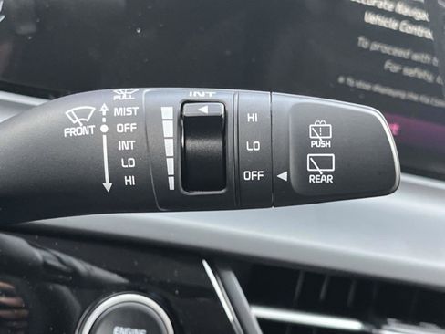 New 2026 Kia Seltos S FWD image 32