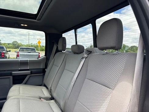 Used 2018 Ford F150 XLT w/ Equipment Group 302A Luxury AWD/4WD image 22