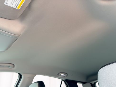 Used 2024 Chevrolet Equinox LS w/ Midnight Edition FWD image 27