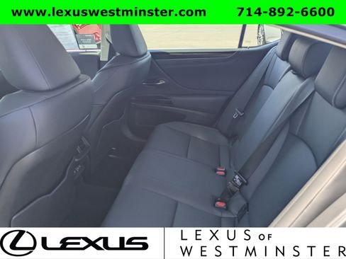 Certified 2025 Lexus ES 300h w/ Premium Package image 14