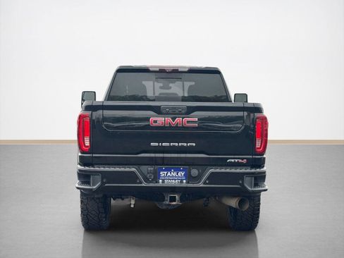 Used 2021 GMC Sierra 2500 AT4 w/ AT4 Premium Plus Package AWD/4WD image 8