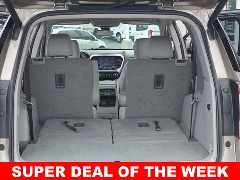 Used 2023 GMC Acadia SLE w/ Driver Convenience Package AWD/4WD image 13