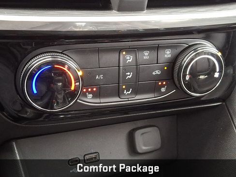 Used 2024 Buick Encore GX Sport Touring w/ Comfort Package image 14