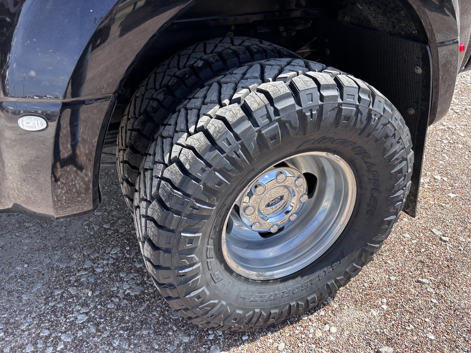 Used 2022 Ford F350 Platinum AWD/4WD image 13