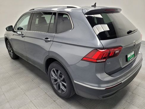 Used 2022 Volkswagen Tiguan SE FWD image 3