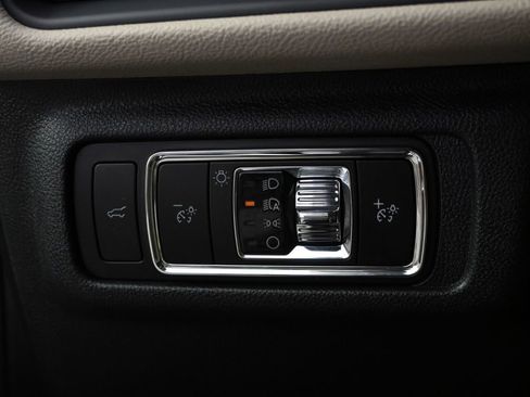 New 2026 Lincoln Corsair Premiere AWD/4WD image 24