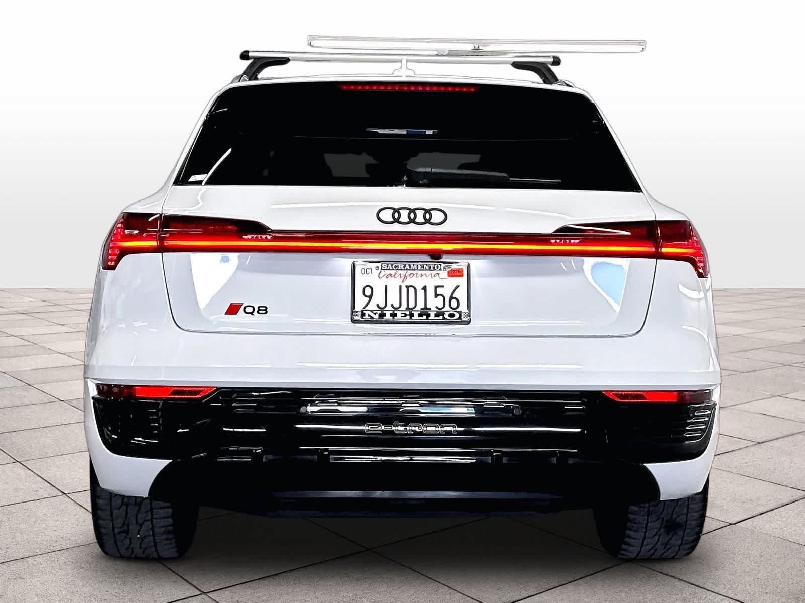 Certified 2024 Audi Q8 e-tron Premium Plus AWD/4WD image 8