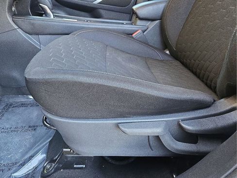 Used 2023 Nissan Kicks SV image 25