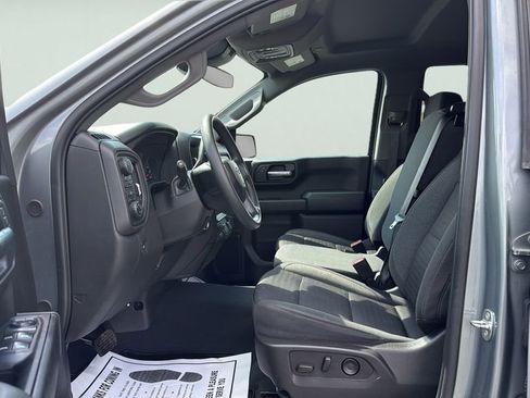 Used 2024 Chevrolet Silverado 1500 Custom Trail Boss w/ Dark Appearance Package image 30