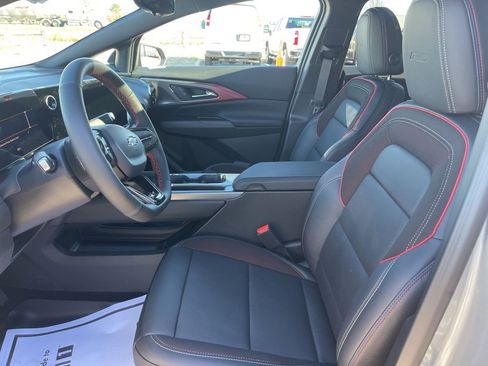 New 2025 Chevrolet Equinox EV RS image 19