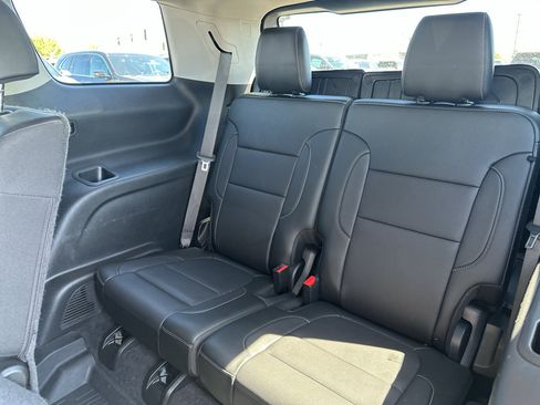Used 2020 GMC Acadia SLT AWD/4WD image 23