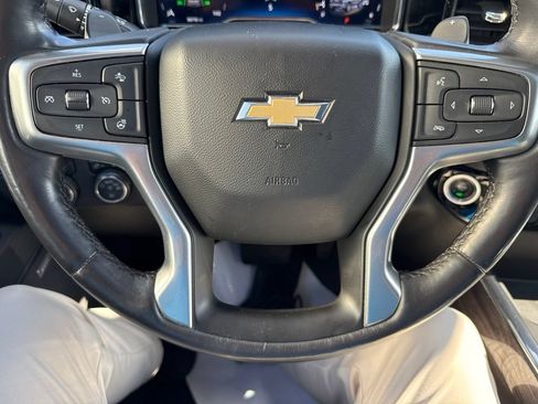 Used 2022 Chevrolet Silverado 1500 LTZ w/ Technology Package AWD/4WD image 15