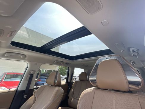 Used 2025 INFINITI QX80 Sensory AWD/4WD image 17