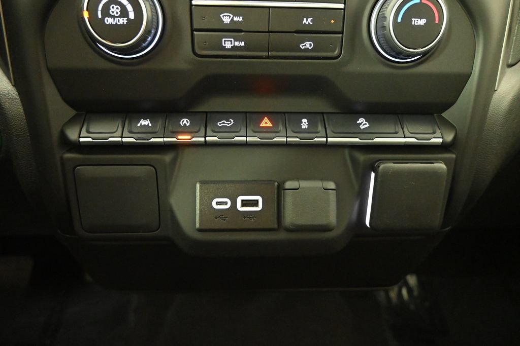 Used 2025 Chevrolet Silverado 1500 Custom Trail Boss AWD/4WD image 30